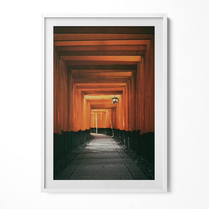Tablou Inramat, Wallfluent, Calea traditionala prin poarta torii, Rama alba, 70x100 cm, 010330010150100281132