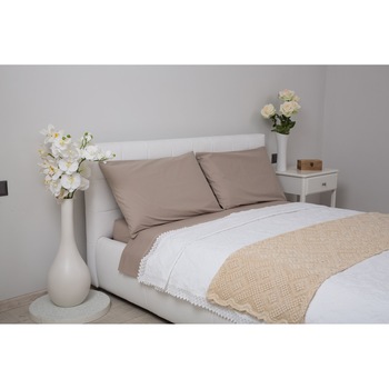 Cearsaf cu elastic Colenza din bumbac 100%, maro Cearsaf cu elastic Colenza din bumbac 100%, maro