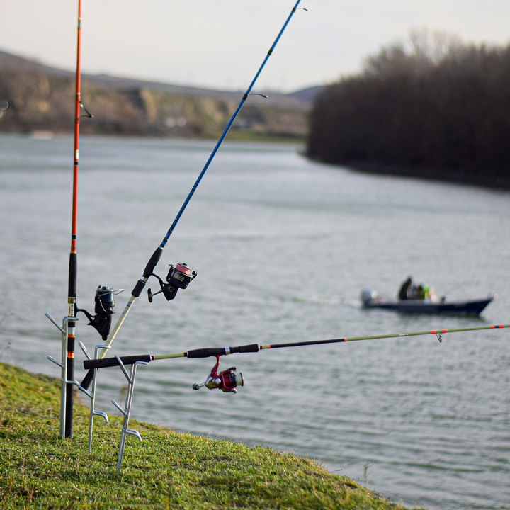 Suport pentru lanseta si undita OR 3x1 din otel O10 10x40 mm – Fixare solida in sol