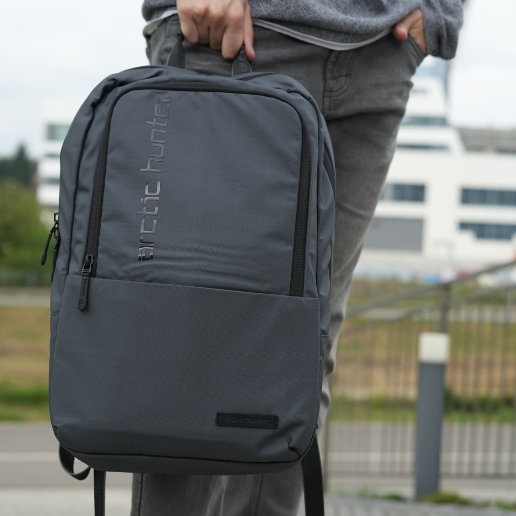 Rucsac de afaceri cu loc pentru laptop de 15.6" Arctic Hunter B00529 gri