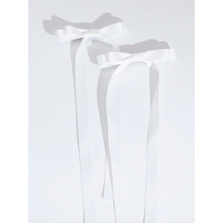 Agrafe de par elegante cu fundite albe din satin, 10x30 cm – Accesoriu ideal pentru coafuri de ocazie si de zi cu zi