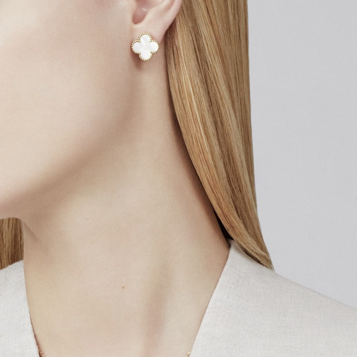 Cercei Aurii Floare Sidef Alb