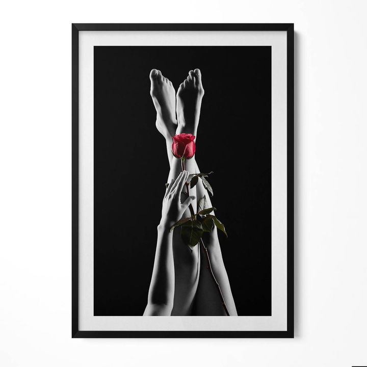 Tablou Inramat, Wallfluent, Picioare feminine si trandafir, Rama negru, 70x100 cm, 010330010150200279927