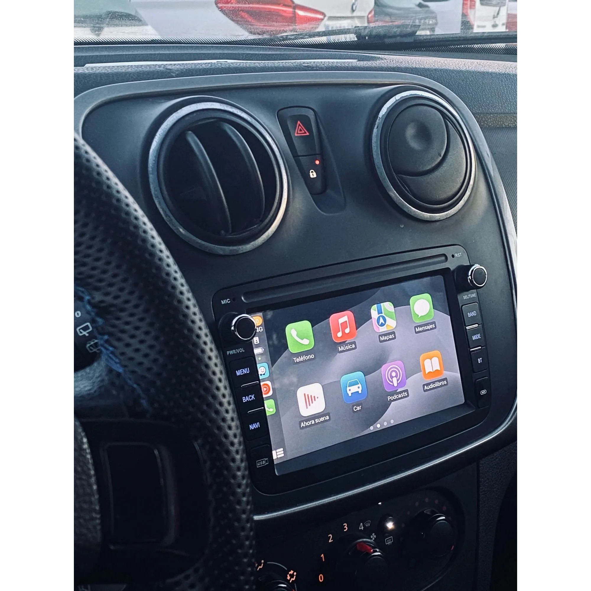 SIXWIN Android 13 Autoradio – 7 Inch, 2+64GB, CarPlay/Android Auto, GPS, WiFi, FM/RDS, Voor Dacia Logan, Sandero, Lodgy E.a.