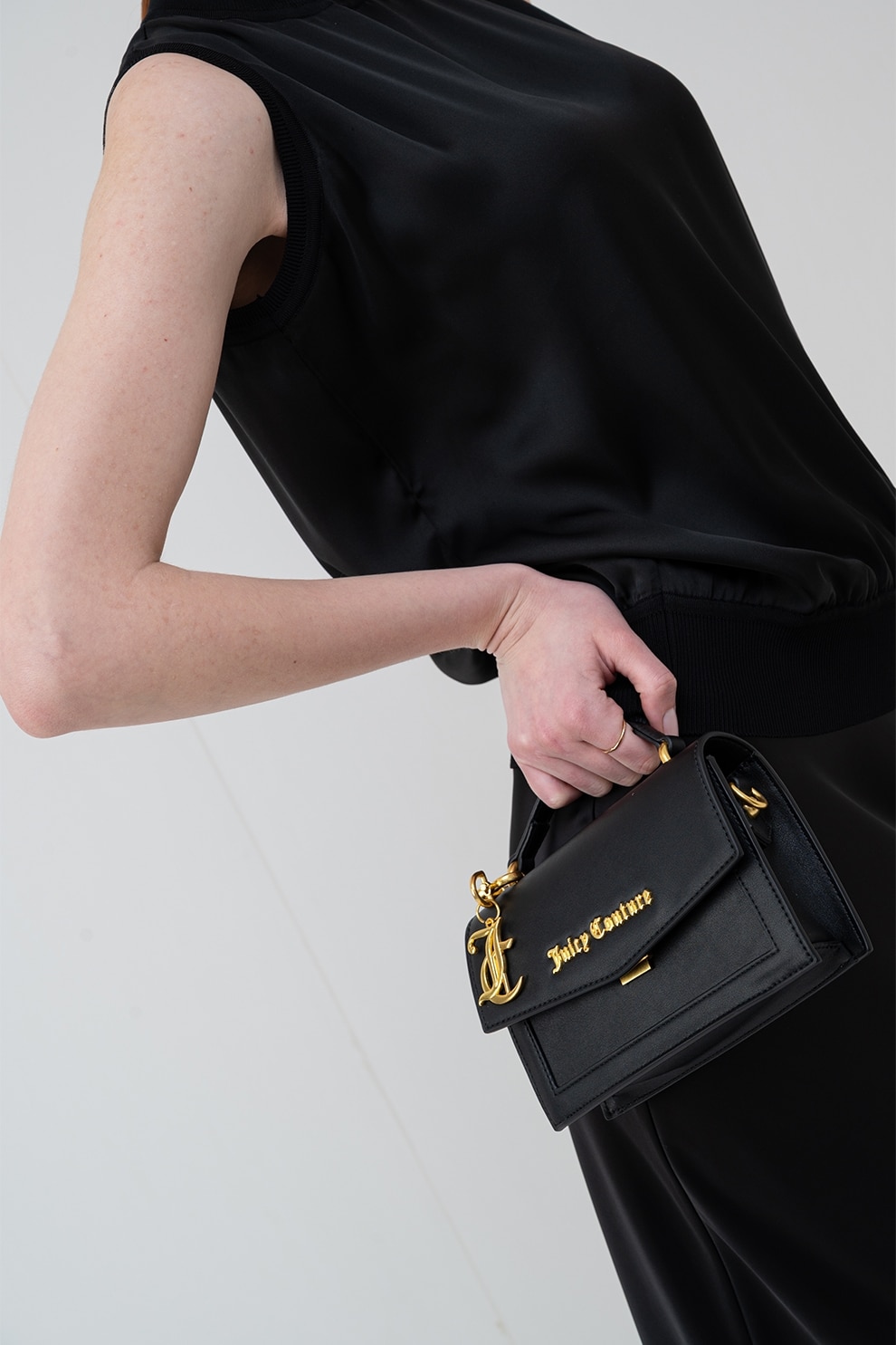 Juicy Couture, Geanta crossbody din piele ecologica Lily, Negru
