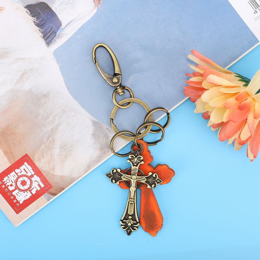 Breloc metalic vintage, longziming, decorativ, rezistent la