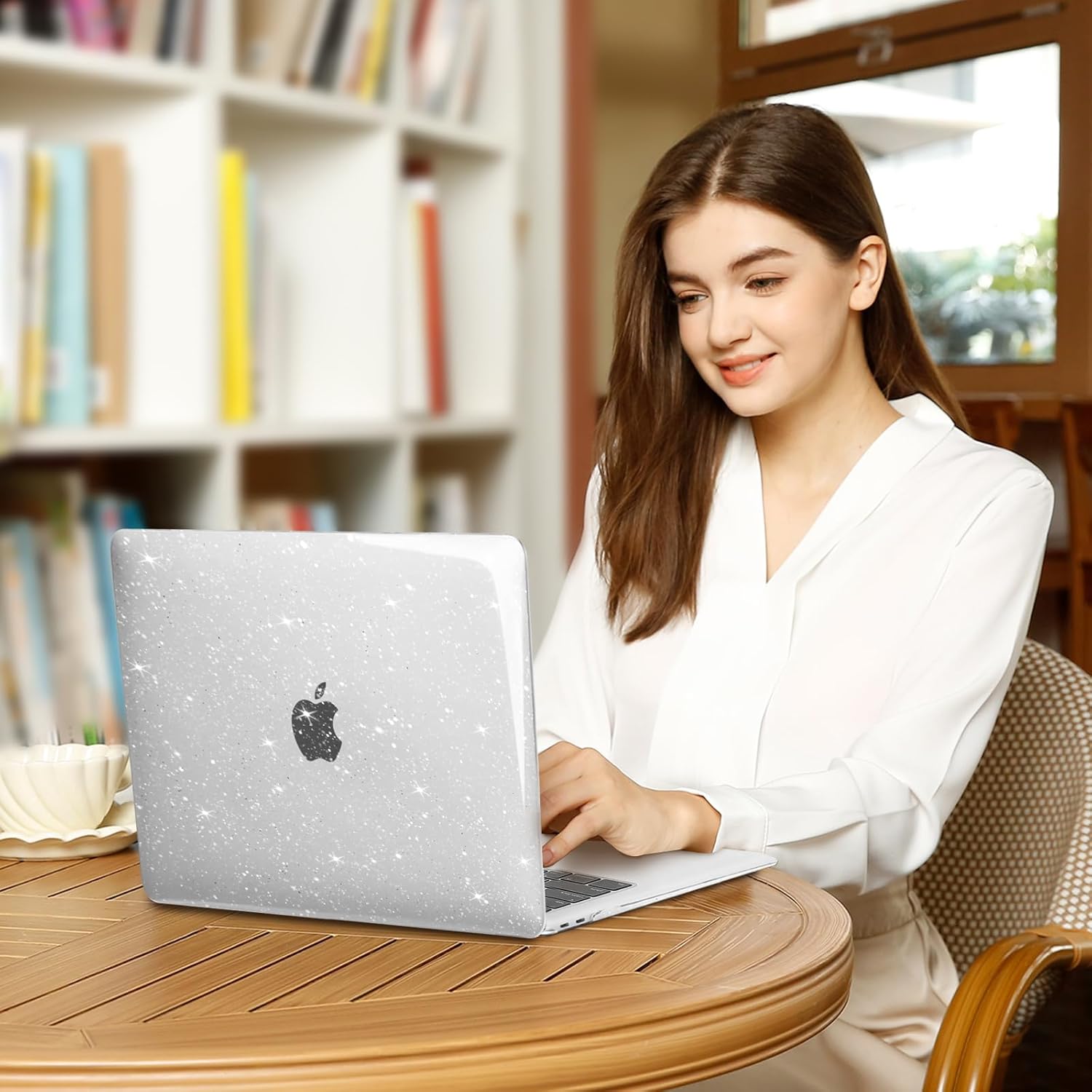 Carcasa Glitter Hard Shell pentru MacBook Air 13.6 (2022–2026) M Series (M5/M4/M3/M2) (A3449/A3240/A3113/A2681), Husa & Protectie MacBook, Transparent