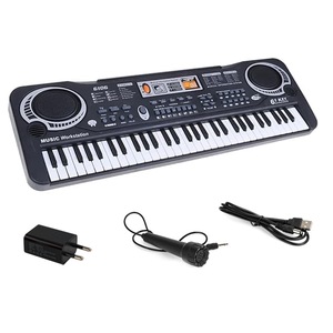 Instrumente muzicale de jucarie