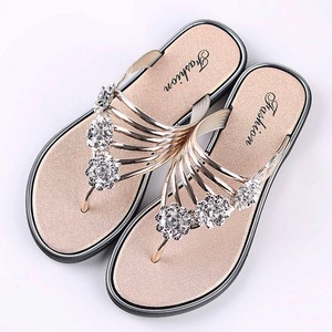 Slapi, papuci, saboti dama