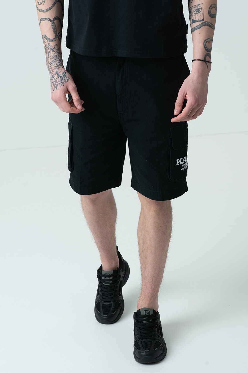 Karl Kani, Pantaloni cargo scurti cu logo, Negru, M