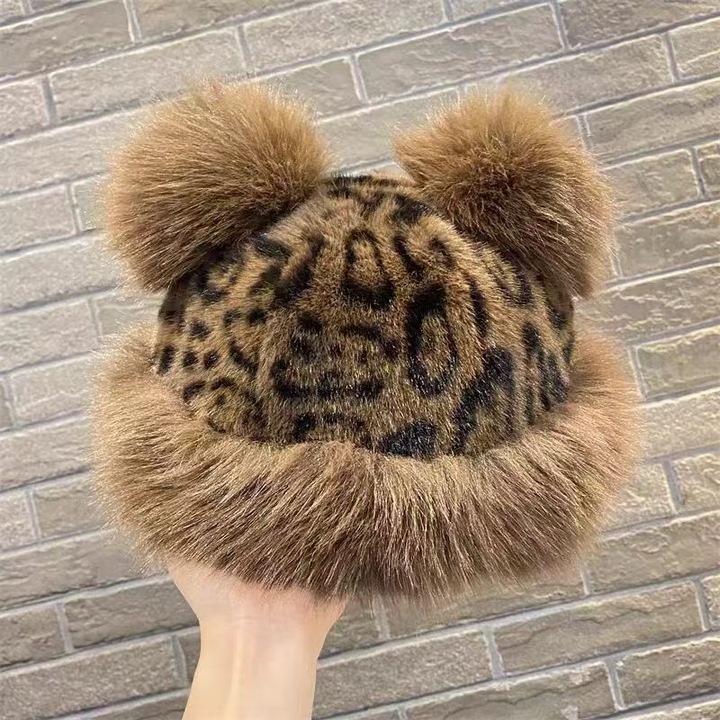 Caciula dama, impermeabila, imprimeu leopard, plus