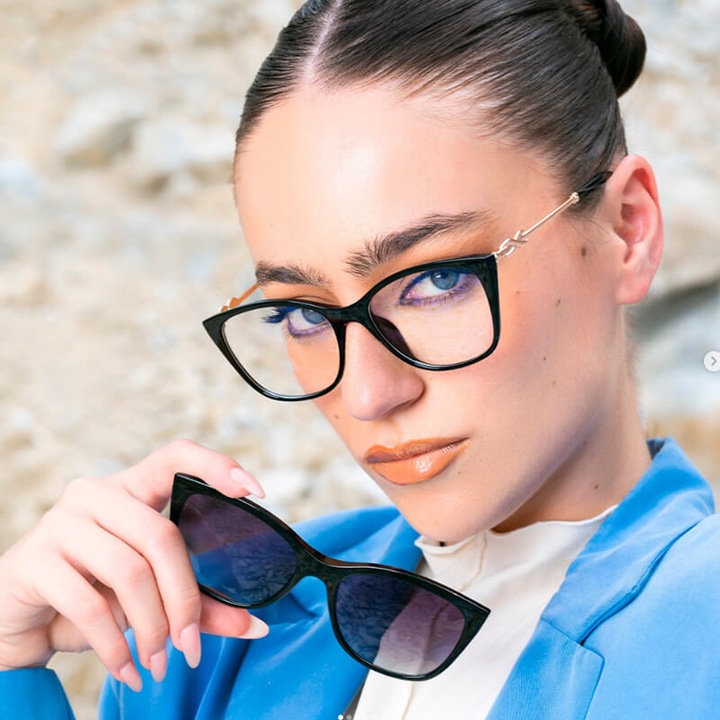 Ochelari de vedere dama 2in1 cu clip-on polarizat, transparenti roz-gri, cu filtru de lumina albastra, set complet accesorii