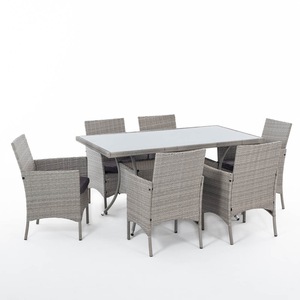 Seturi mobila gradina