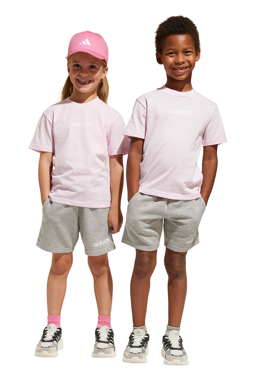 adidas Sportswear, Set de tricou si pantaloni scurti cu detalii logo - 2 Piese, Gri melange, Roz pal, 110 CM