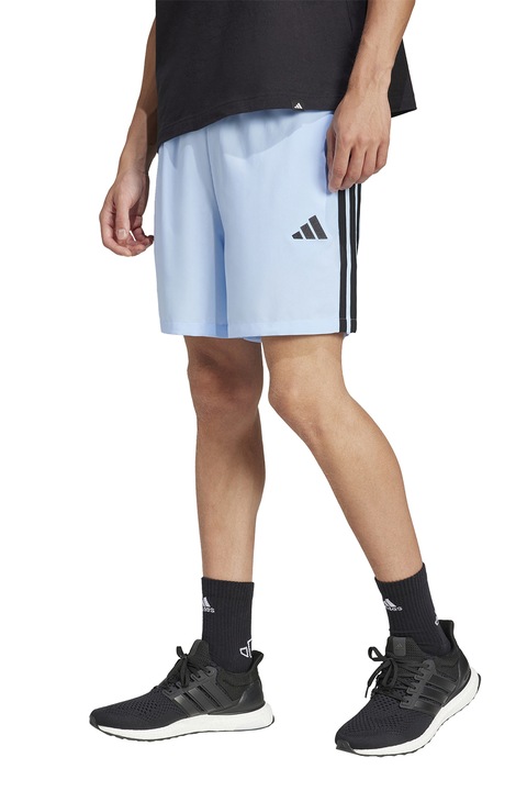 adidas Sportswear, Chelsea rövidnadrág logós oldalcsíkokkal, Pasztellkék/Fekete