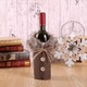 Decoratiune de Craciun pentru sticle de vin, realizat din panza de sac si guler din blana, cu funda decorativa – ideal pentru cadouri de afaceri-rosu