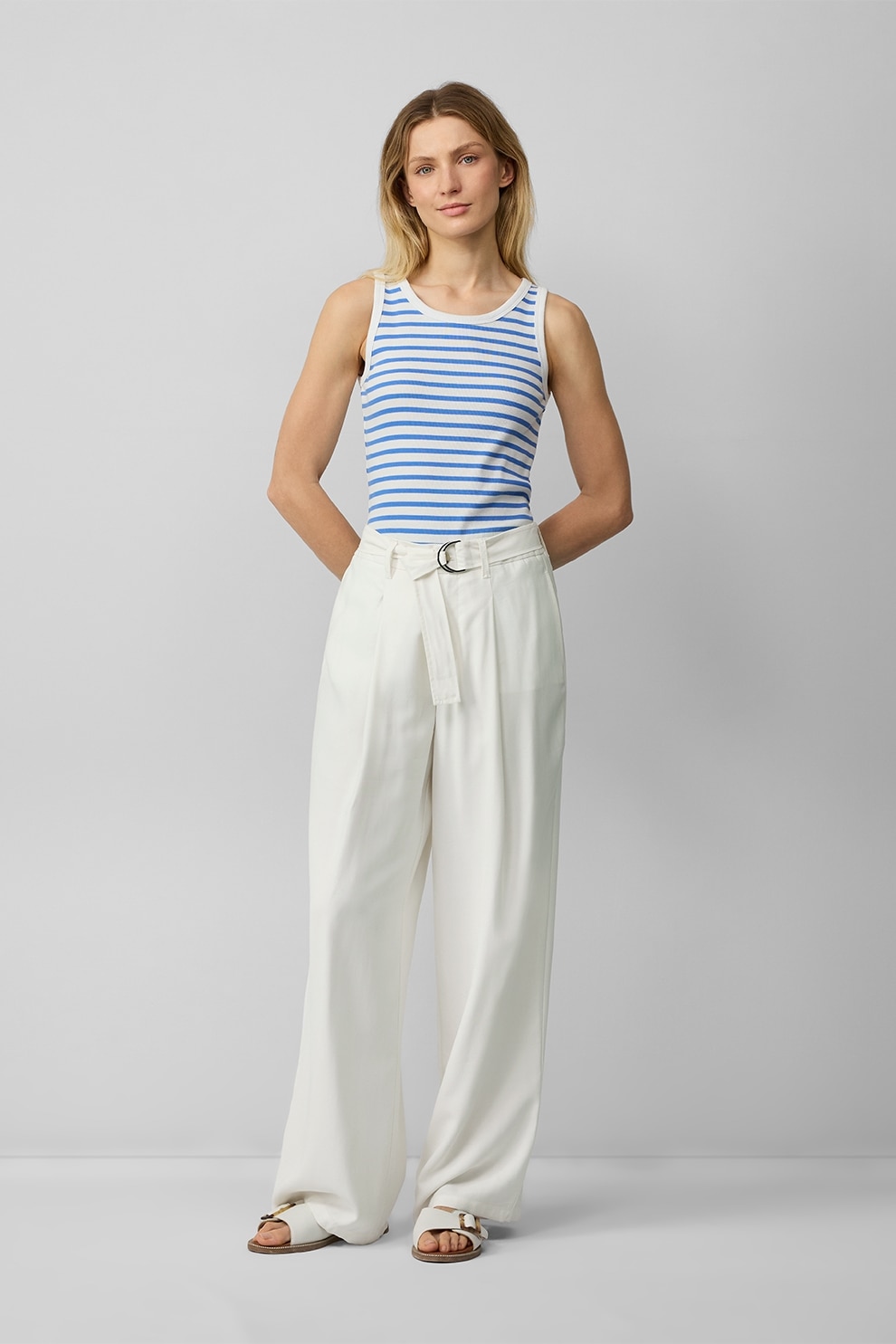 s.Oliver, Pantaloni cu talie inalta, Alb fildes, 34