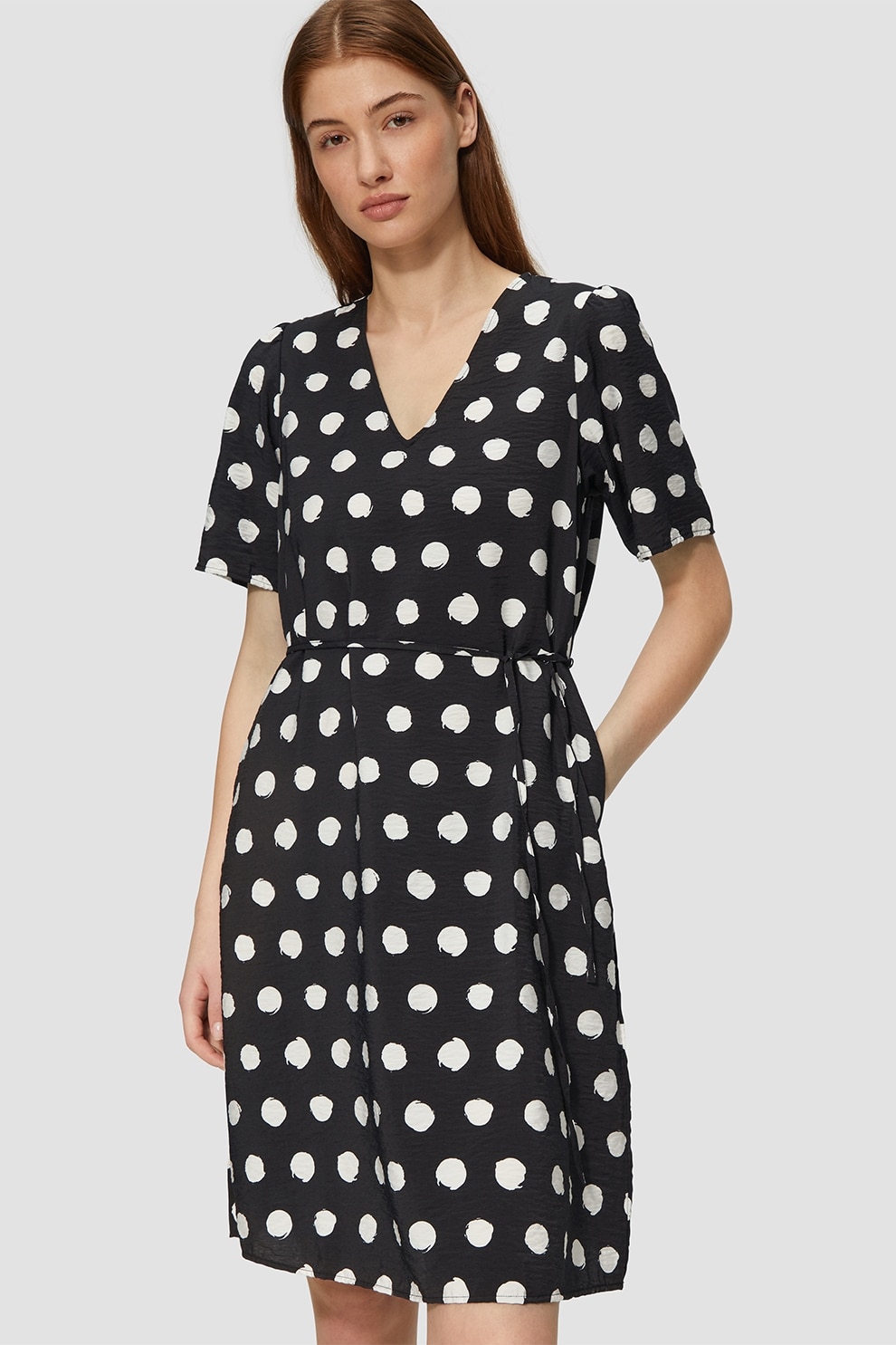 s.Oliver, Rochie cu decolteu in V si cordon asortat, Alb fildes, Negru, 38