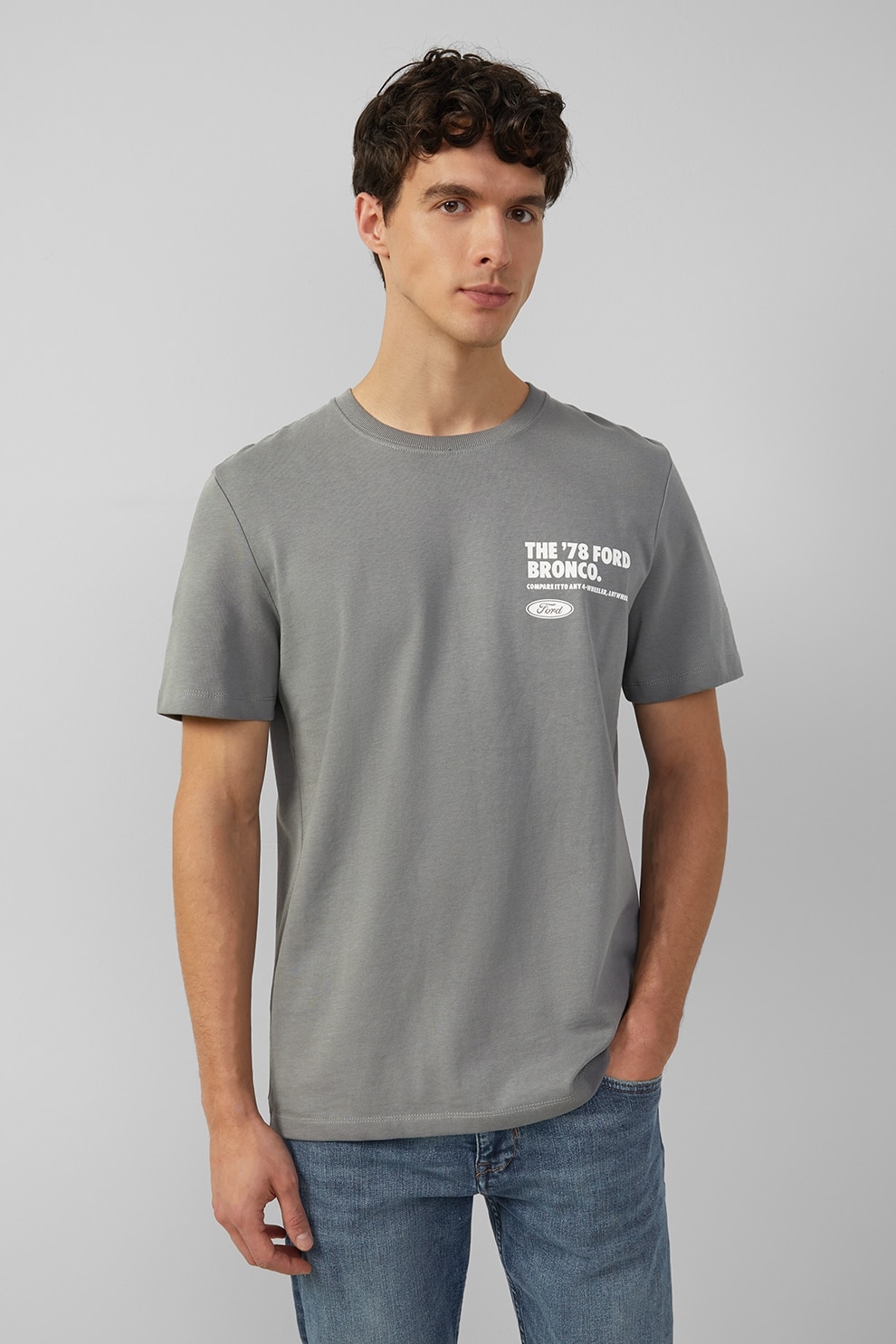 s.Oliver, Tricou cu decolteu la baza gatului si imprimeu pe piept, Rosu, Alb, Gri inchis, S