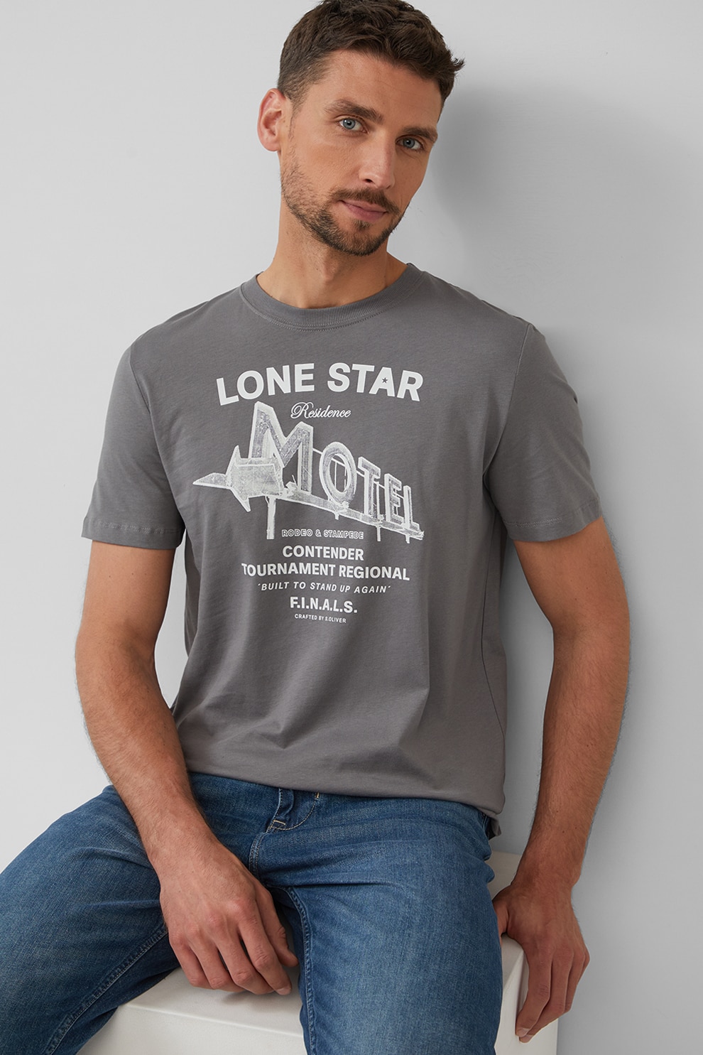s.Oliver, Tricou cu decolteu la baza gatului si imprimeu text, Alb, Gri, XL