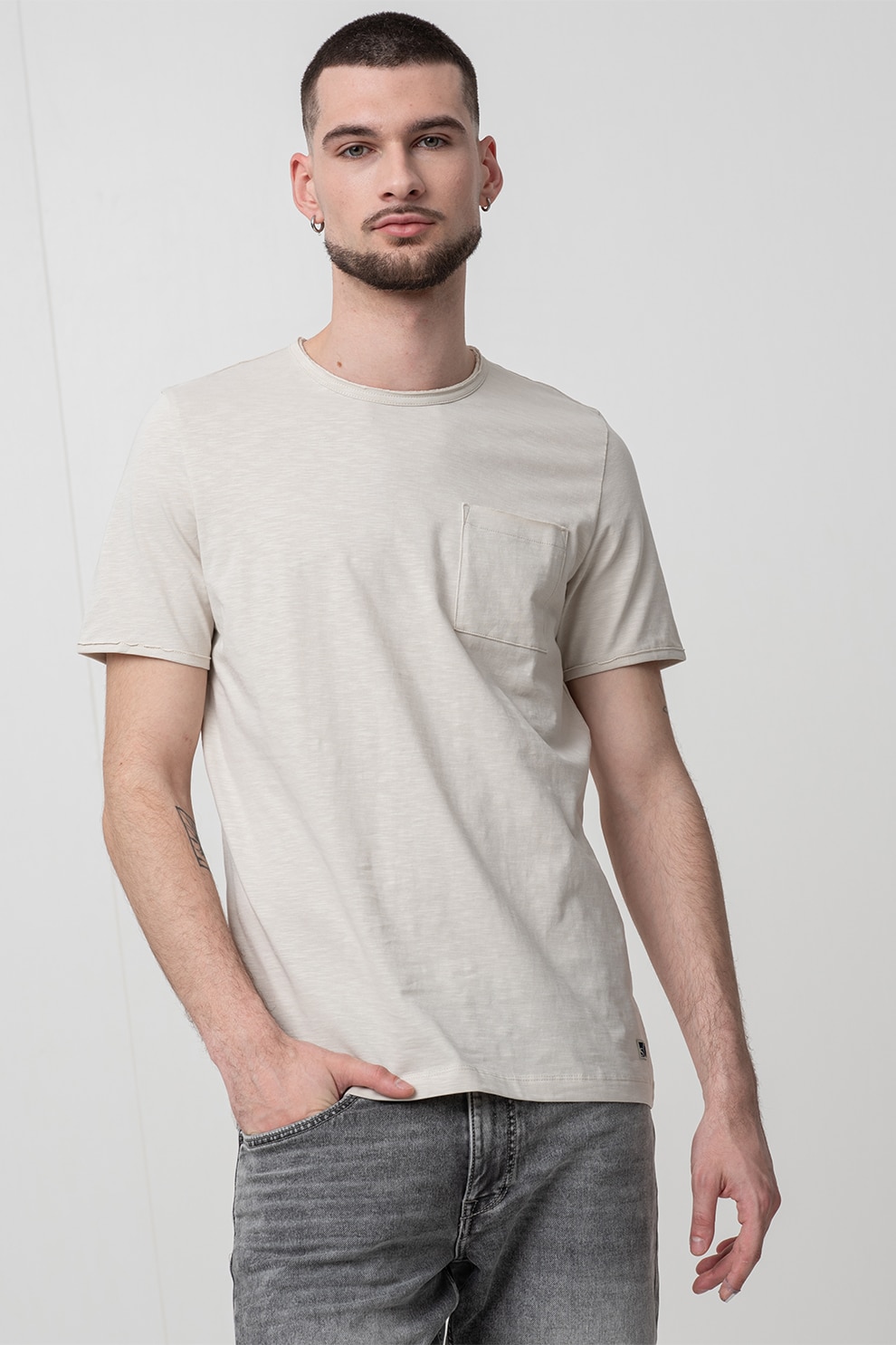 s.Oliver, Tricou cu decolteu la baza gatului si buzunar pe piept, Maro nisip, S