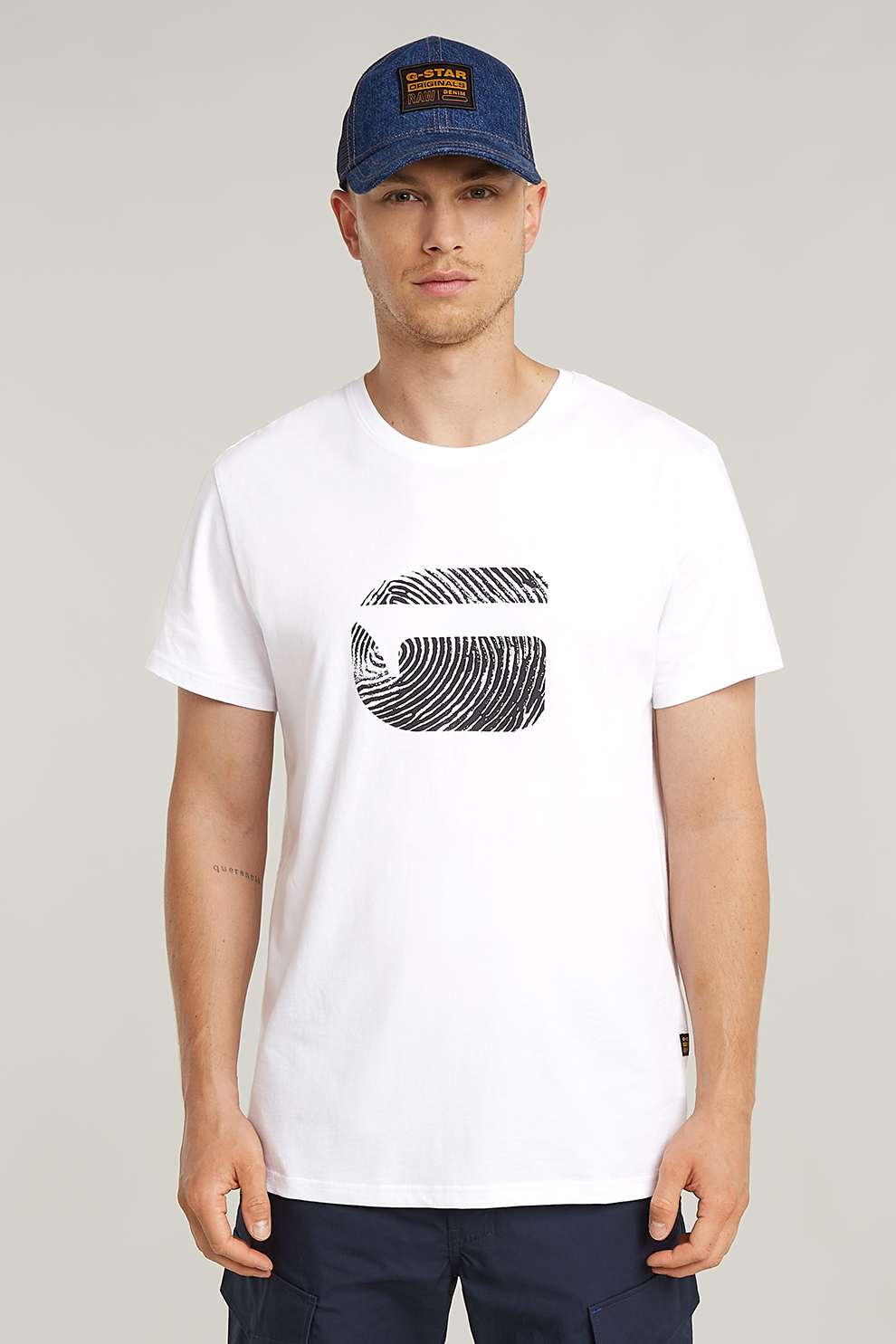 G-STAR, Тениска от органичен памук с принт, Избеляло черно, Бял, M