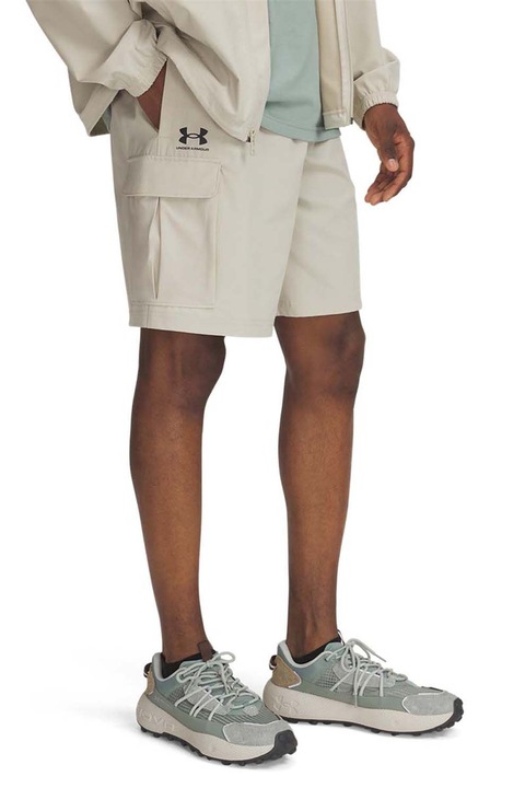 Under Armour, Свободни карго шорти Vibe, Светло сив