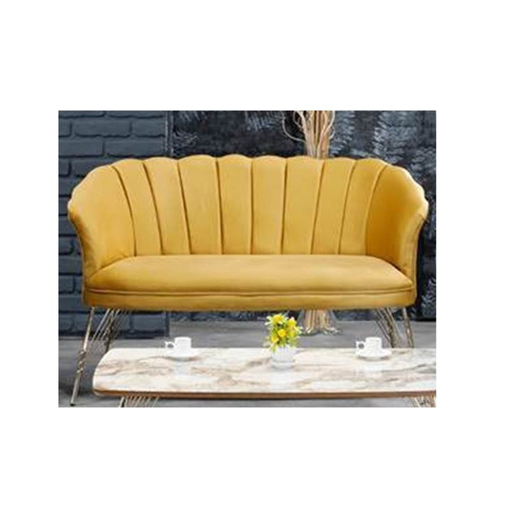 Canapea London Quenn Coffee, 2 locuri, Mustar, tapitat stofa calitate, cadru lem, picioare metal auriu, 135 x 64 x 88 cm