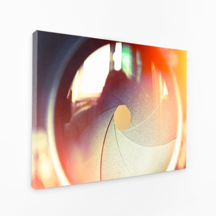 Комплект от три разпечатки върху канава - ефект на замъгляване на фокуса на обектива на камерата - 150x100 cm