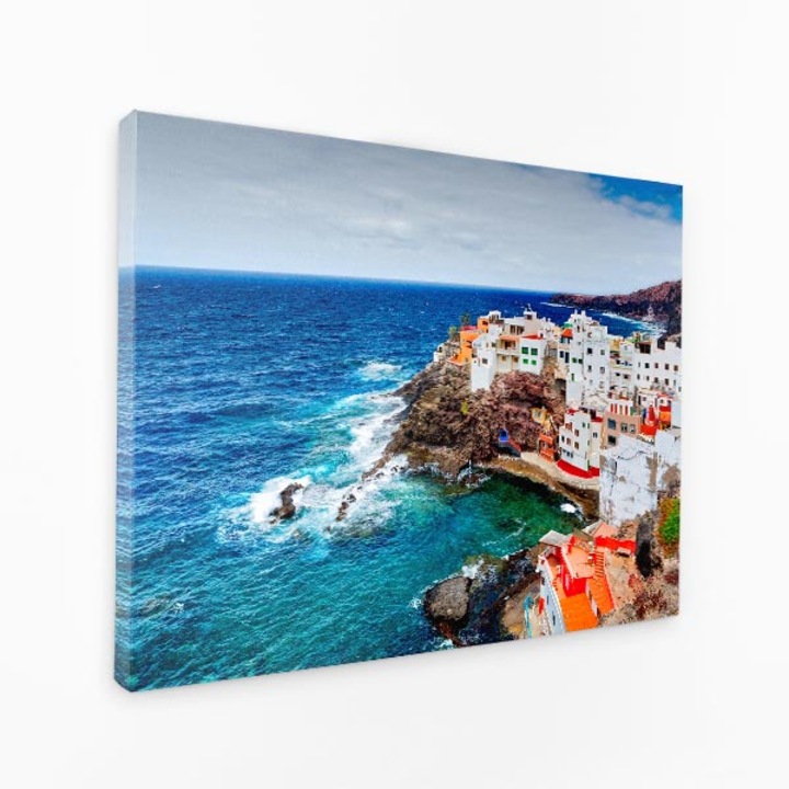 Комплект от три разпечатки на платно - цветни домове на скали край вода - 150x100 см