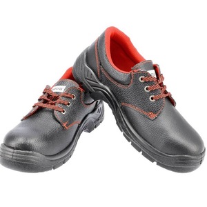 Incaltaminte protectia muncii