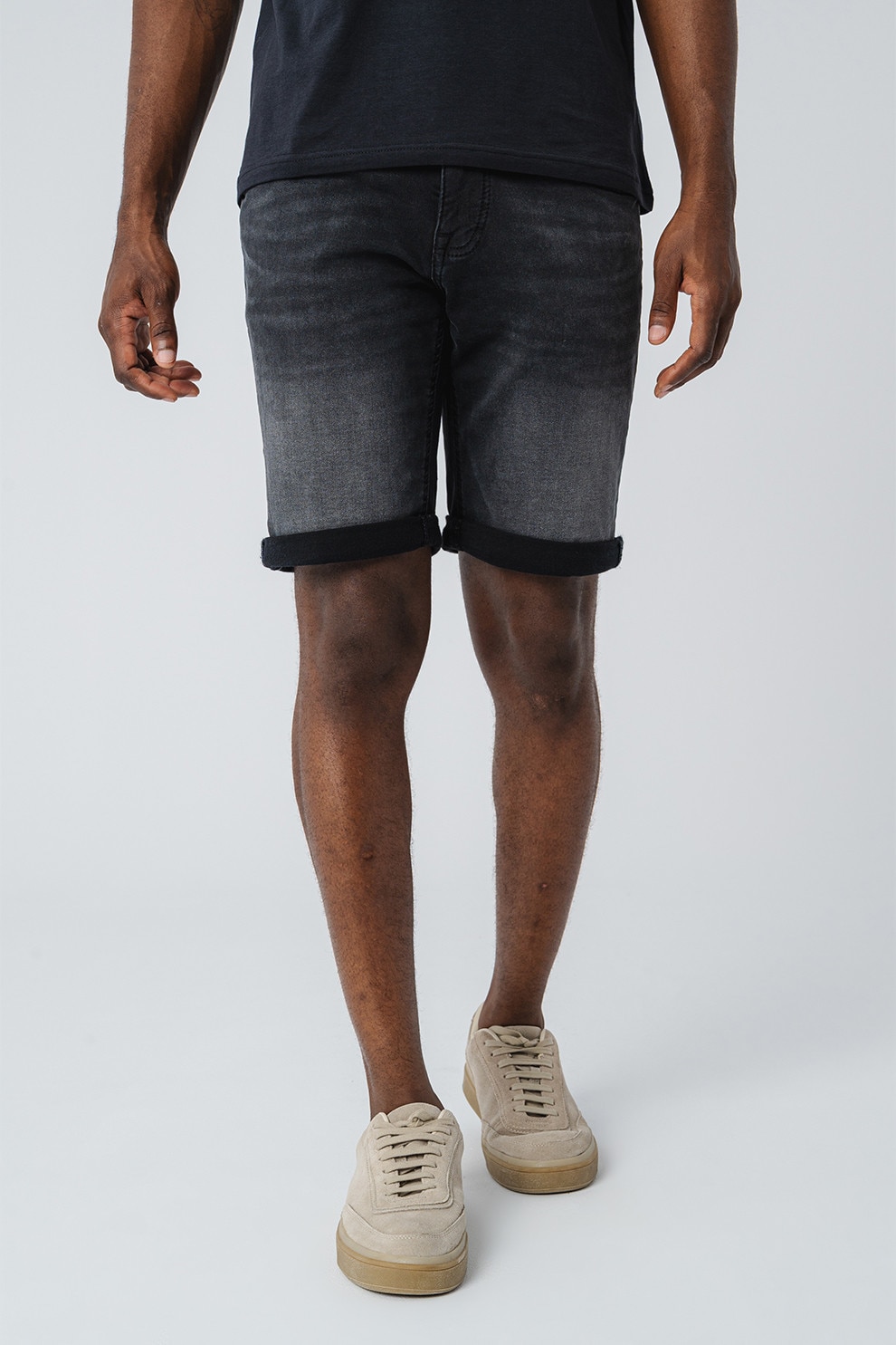 Mustang, Bemude Chicago, Negru stins, 40