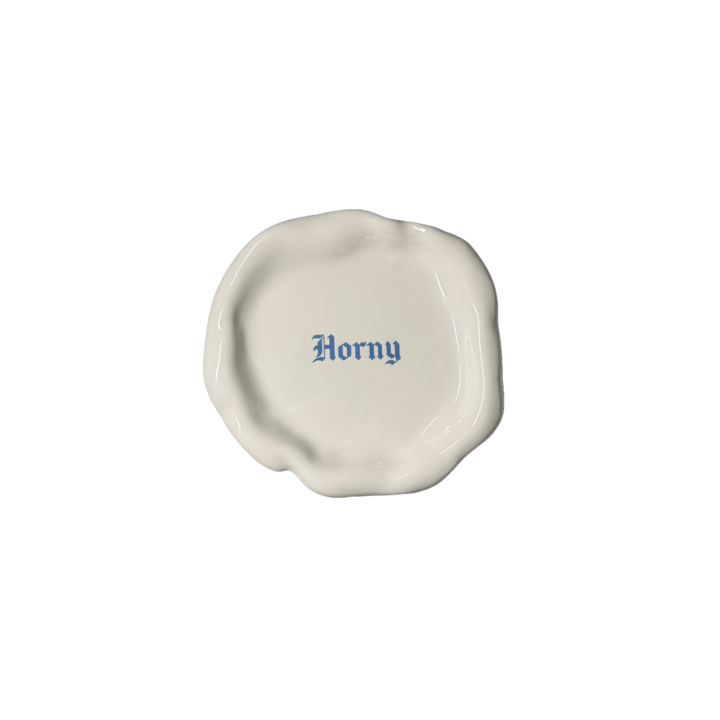 Farfurie artizanala Incartato Ceramics, The Issues Collection, Horny, 100% ceramica glazurata, Ø 17 cm, print fotoceramic, lavabila in masina de spalat, alb/albastru