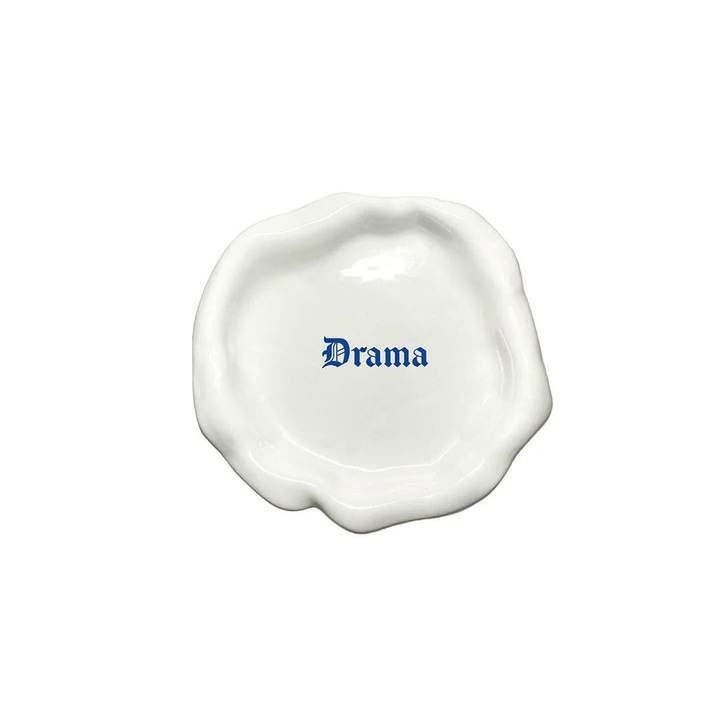 Farfurie artizanala Incartato Ceramics, The Issues Collection, Drama, 100% ceramica glazurata, Ø 17 cm, print fotoceramic, lavabila in masina de spalat, alb/albastru