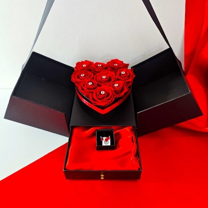 Pachet de Lux pentru femei Open Heart Box, in cutie exclusivista cu sertar, Trandafiri Criogenati stilizati cu cristale, esarfa din matase 180x90 cm si Set bijuterii argint, 18.5x18.5x18 cm, Velve
