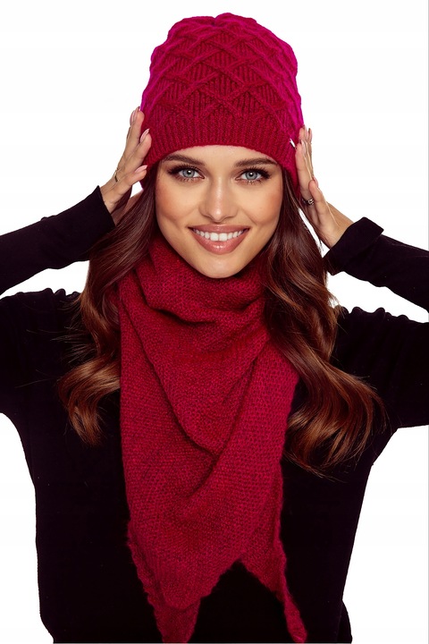 Комплект шапка и шал, Майка, фуксия, размери на шала 160х55см, размери на шапката 23х22см