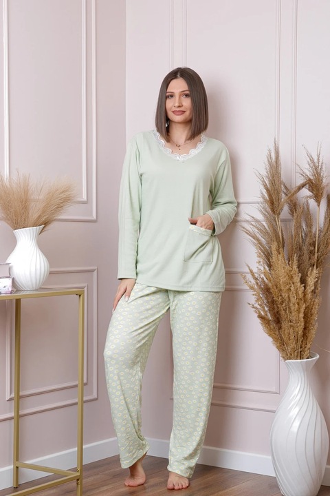 Дамска пижама, Mandy, Голям размер, Блуза и панталон с щампа, pastel green, Зелен/Жълт