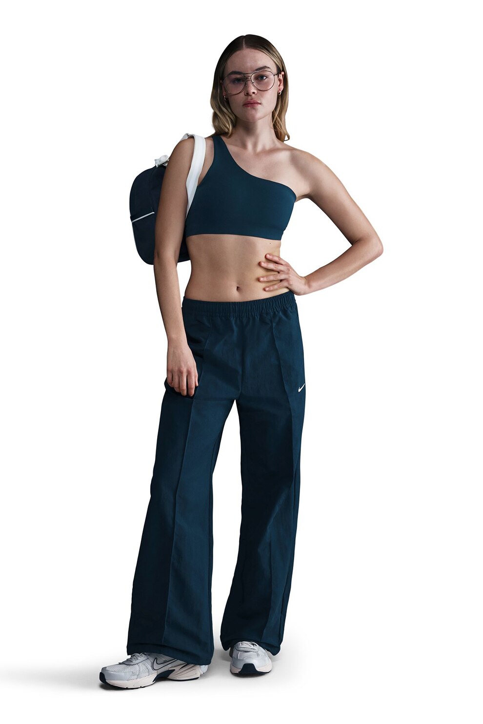 Nike, Pantaloni cu croiala ampla cu buzunare laterale, Bleumarin, S