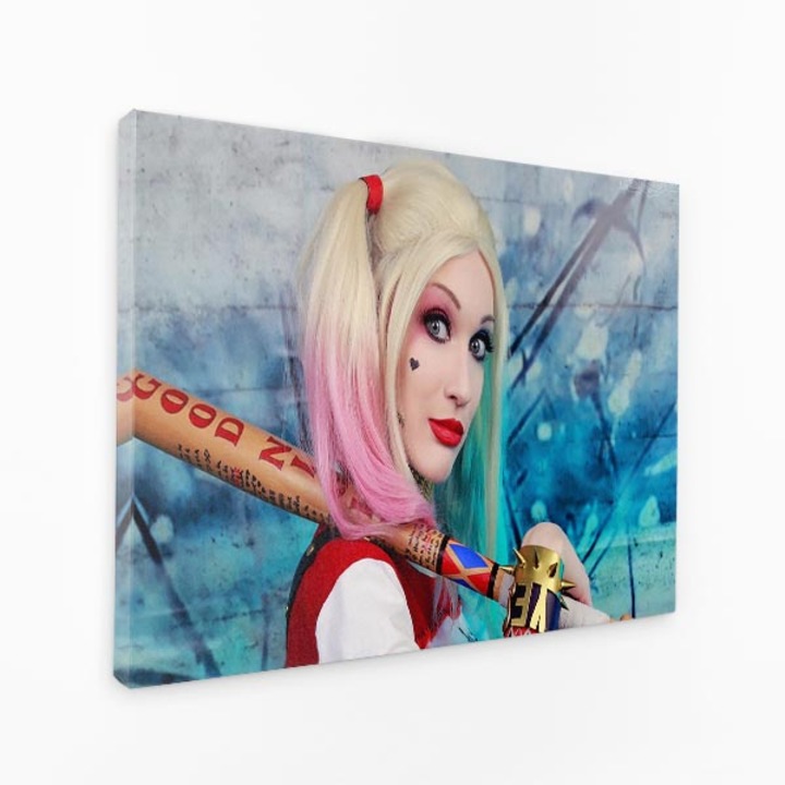 Картина на платно - Харли Куин Рисувано лице Прилеп Момиче Героиня - 40x60 cm