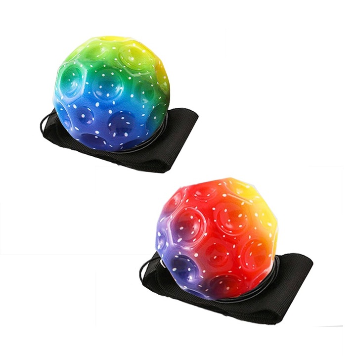 Set de 2 mingi care sari, o minge spatiala care poate fi trasa inapoi si o minge care sari cu o curea pentru incheietura mainii pentru a imbunatati coordonarea ochi-mana