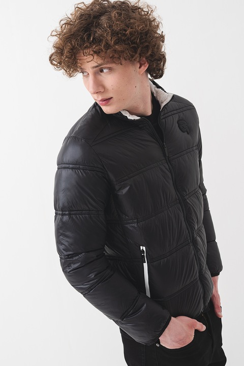 Karl Lagerfeld, Bélelt télikabát, Fekete