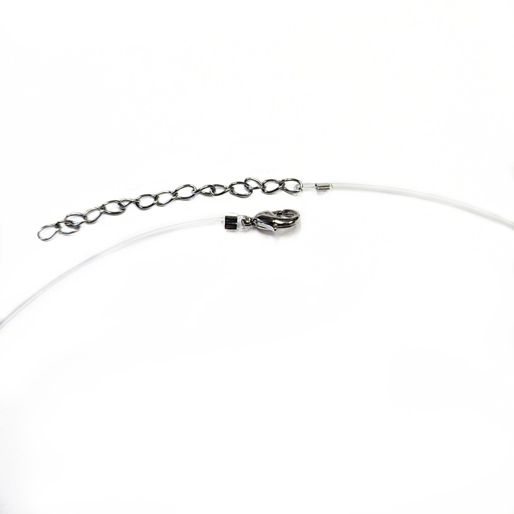 Colier cu fir transparent de silicon, simplu fara pandantiv, cu acesorii argintii si lantisor de inox pentru reglaj
