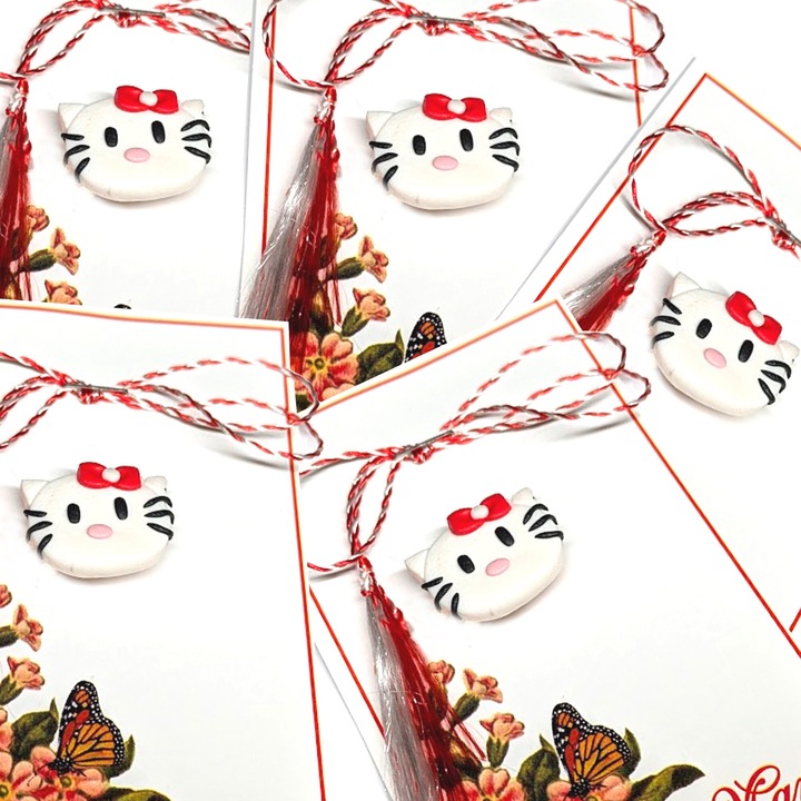 Martisor brosa Hello Kitty alb 5 buc. realizat 100% manual