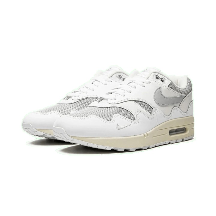 Tenisi barbati Nike Air Max 1 Patta, alb-gri, design minimalist, piele naturala, 36 EU