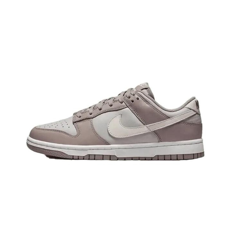 Мъжки спортни обувки Nike Dunk Low, цвят Bone Beige, минималистичен дизайн, висококачествени материали