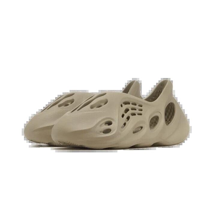 Pantofi sport Adidas Yeezy Foam Runner, MX Cinder, culori maro