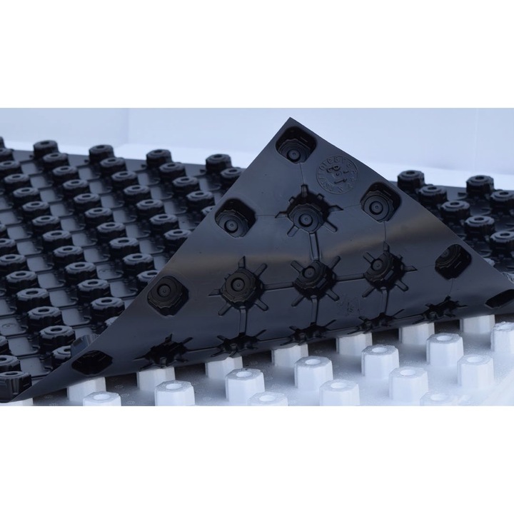 Placa cu nuturi termoformata pentru incalzirea in pardoseala Heko 20mm 11,2mp/bax