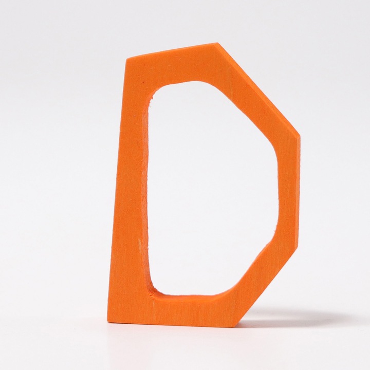 D betű, méretei: magasság 7,5 cm
