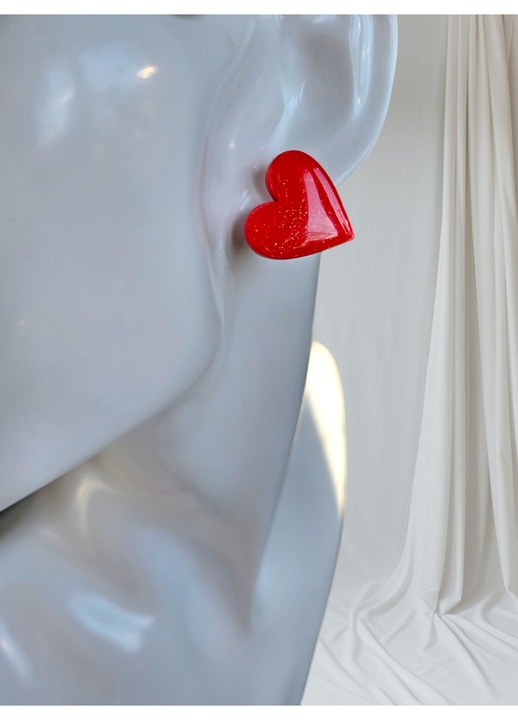Cercei inimioare rosii, cu surub