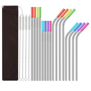 Paie si decoratiuni cocktail